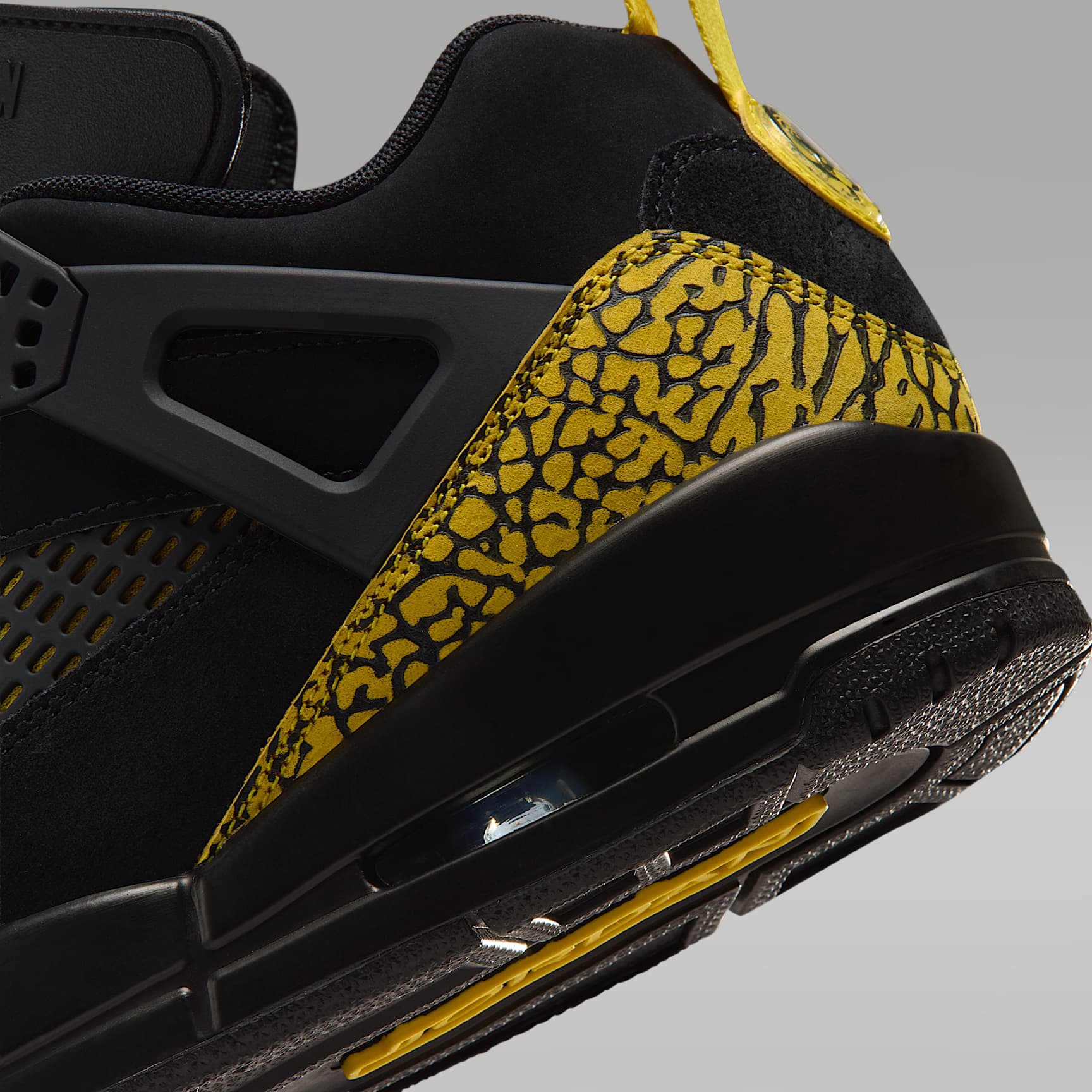Jordan Spizike Low Schuh (Herren) – Schwarz/Speed Yellow/Speed Yellow/Schwarz