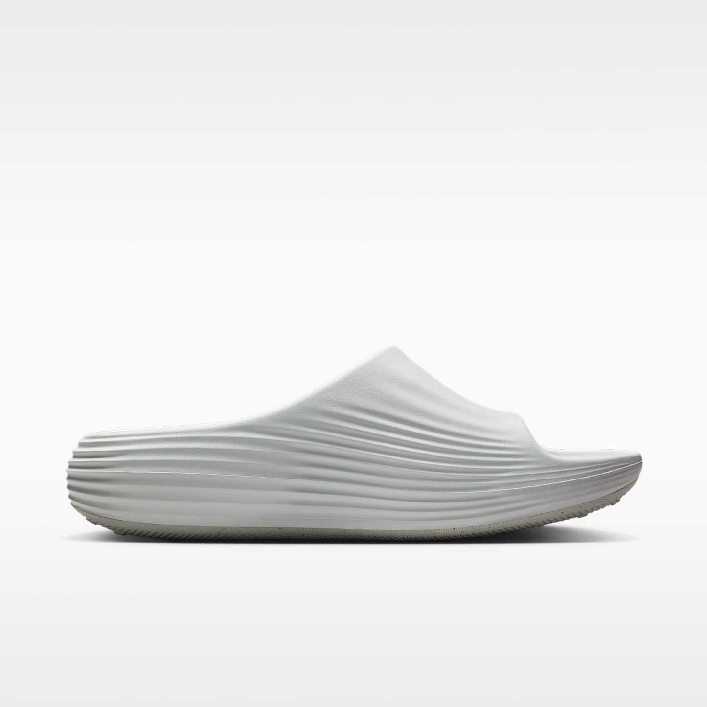 Nike ReactX Rejuven8 Slides (Herren) – Summit White/Summit White/Summit White