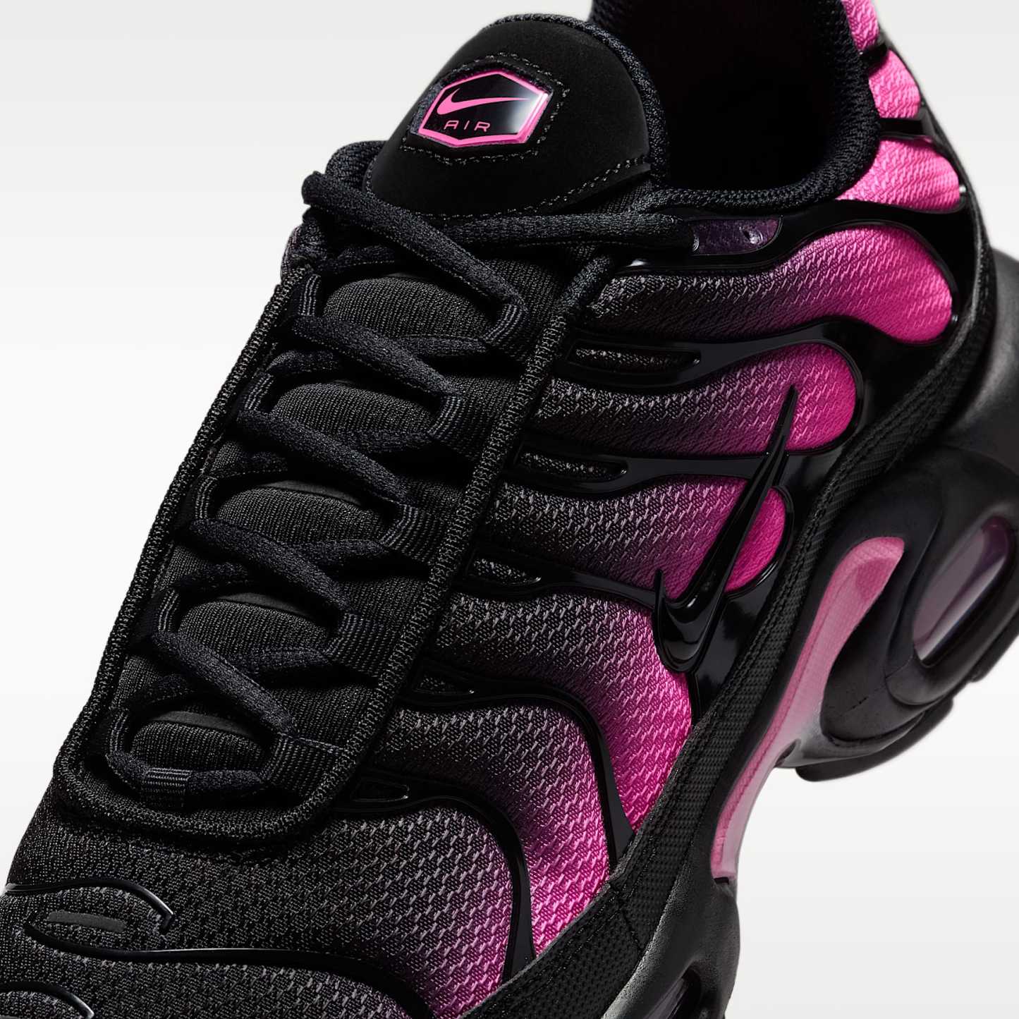 Nike Air Max Plus Schuh (Herren) – Schwarz/Hyper Pink/Schwarz