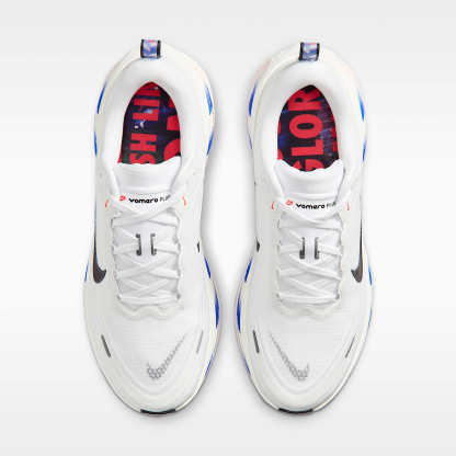 Nike Vomero Plus Straßenlaufschuh (Herren) – Weiß/Racer Blue/Bright Crimson/Schwarz