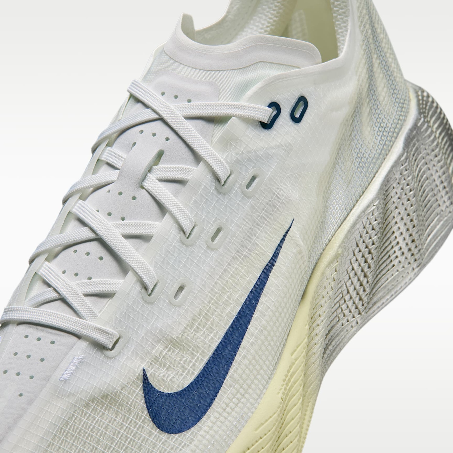 Nike Ava X Herrenschuh – Metallic Silver/Alabaster/Sail/Midnight Navy