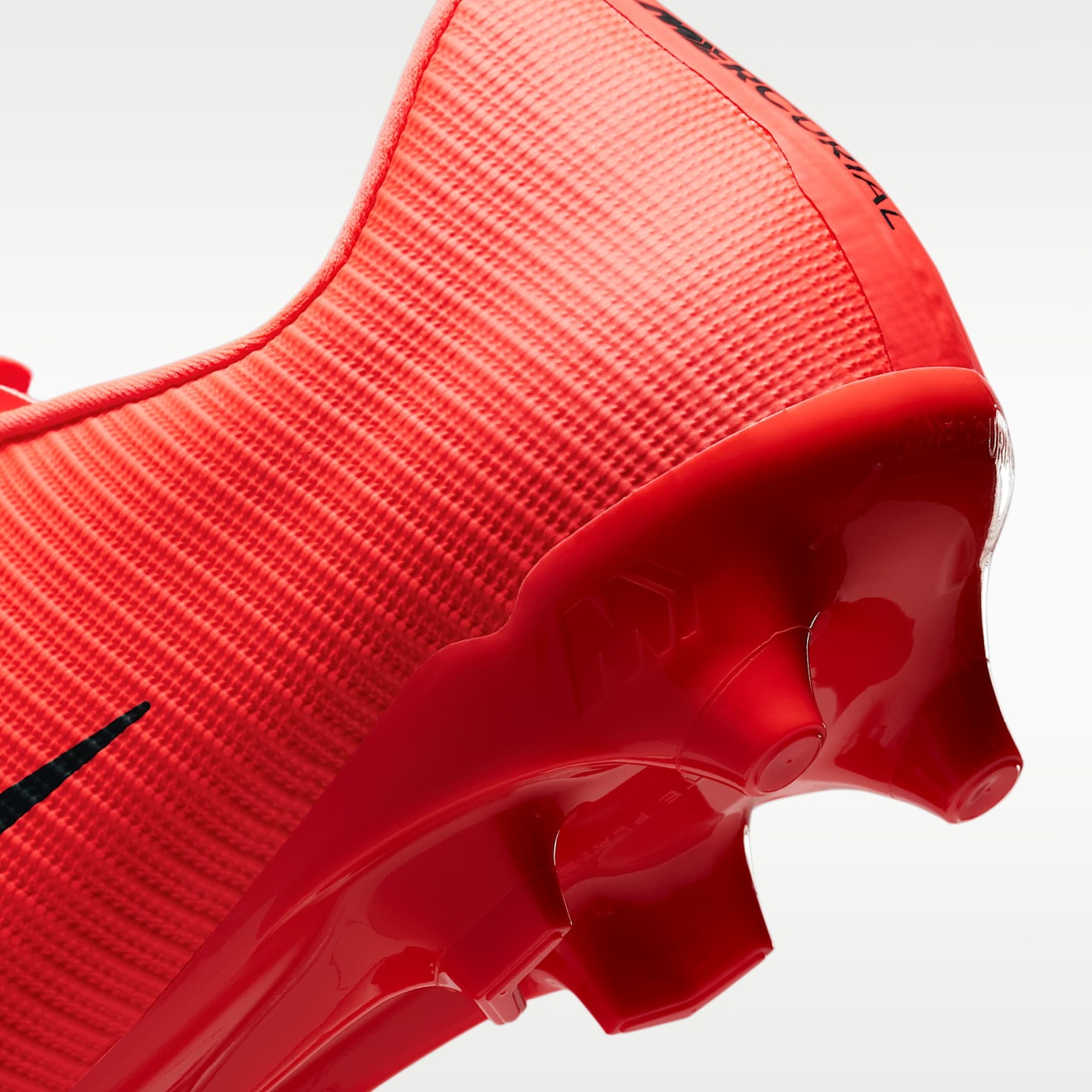 Nike Mercurial Vapor 17 Academy Low-Top-Fußballschuh für verschiedene Böden – Bright Crimson/Blur