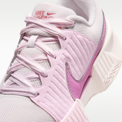 Nike GP Challenge Pro PRM Tennisschuh für den Clay Court (Damen) – Pearl Pink/Pink Foam/Chalk/Light Magenta