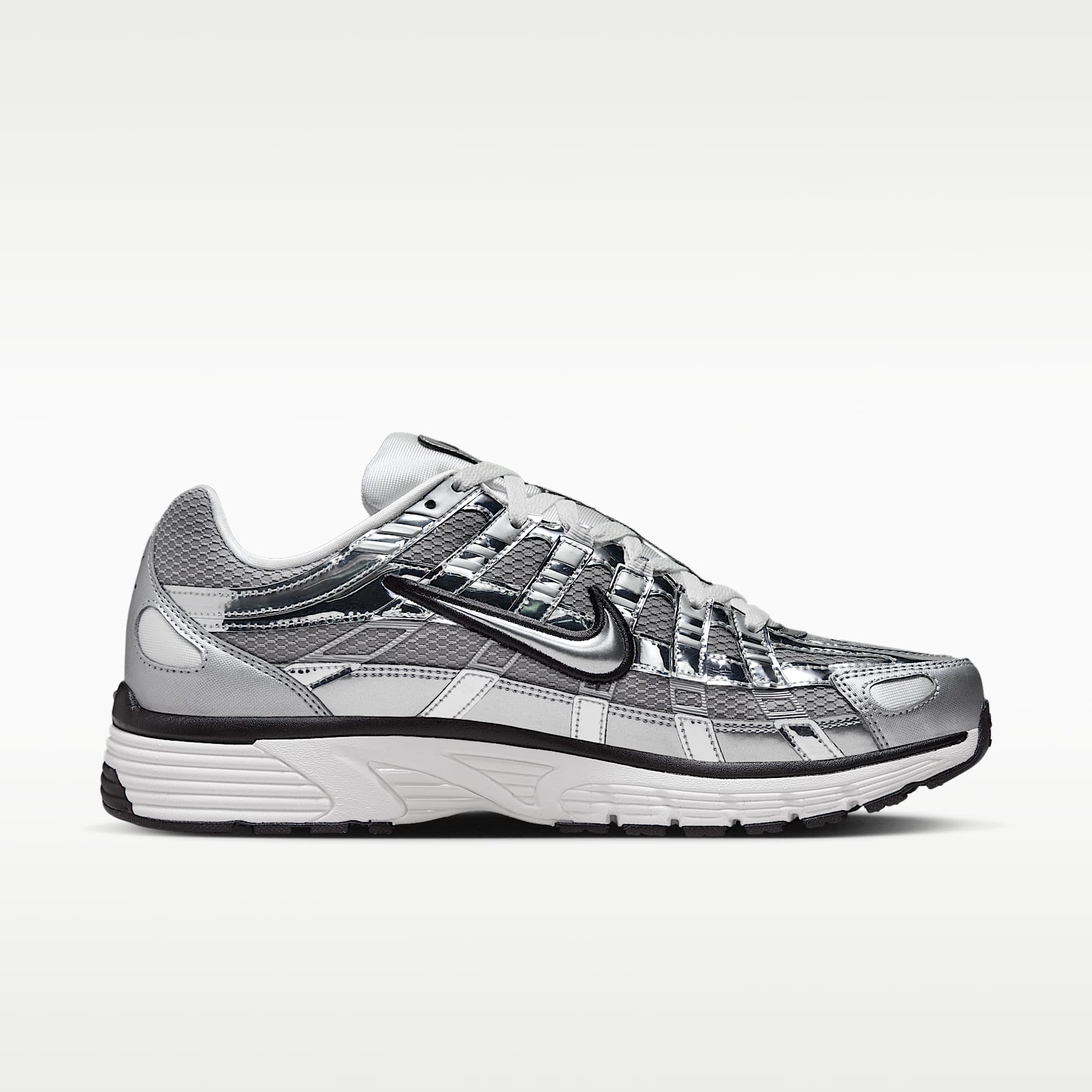 Nike P-6000 Schuh – Metallic Silver/Sail/Schwarz/Metallic Silver