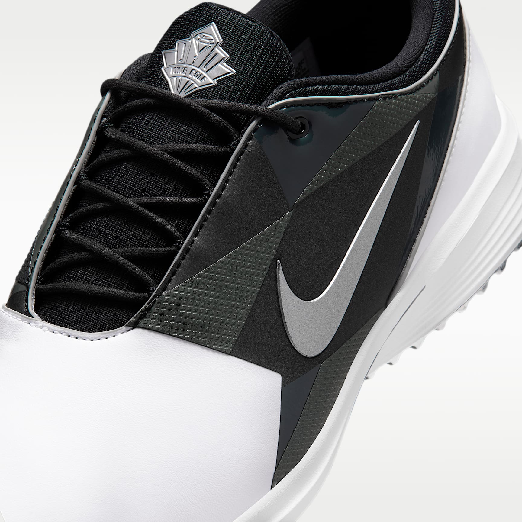 Nike Victory Tour 4 Golfschuh – Weiß/Metallic Silver/Sequoia/Schwarz