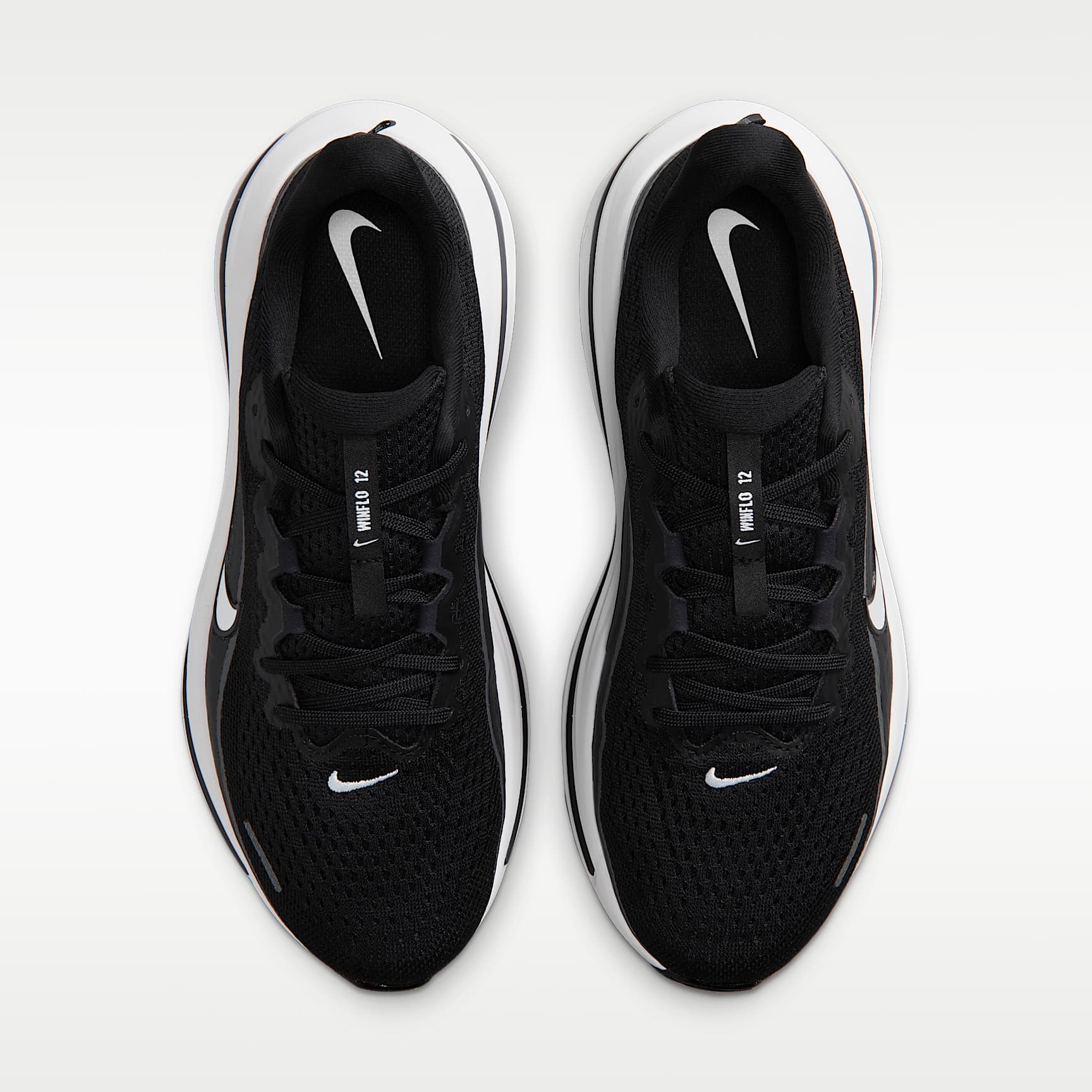 Nike Winflo 12 Straßenlaufschuh (Damen) – Schwarz/Dark Smoke Grey/Weiß