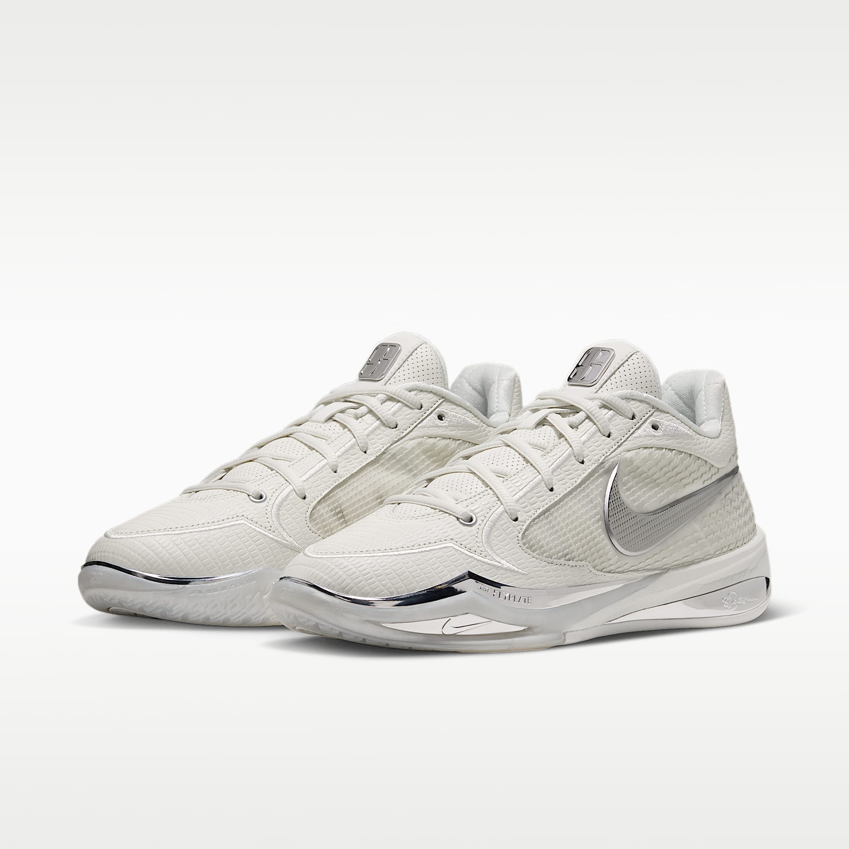 Sabrina 4 "White Label LX" Basketballschuhe – Sail/Sail/Metallic Silver