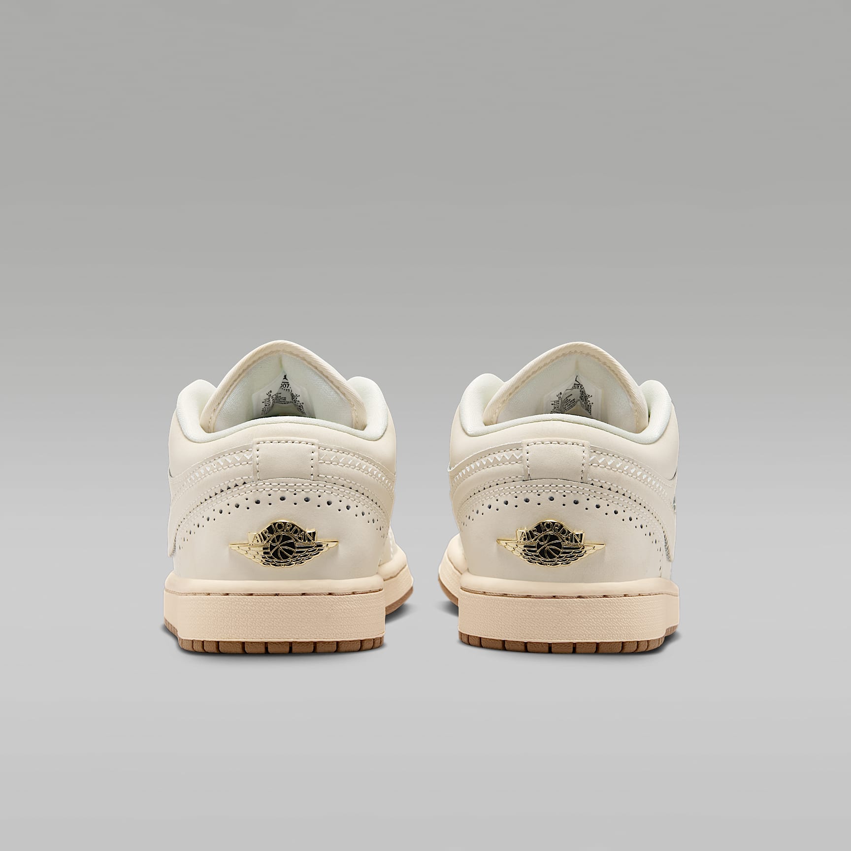 Air Jordan 1 Low SE Damenschuh – Chalk/Metallic Gold/Pearl White/Chalk