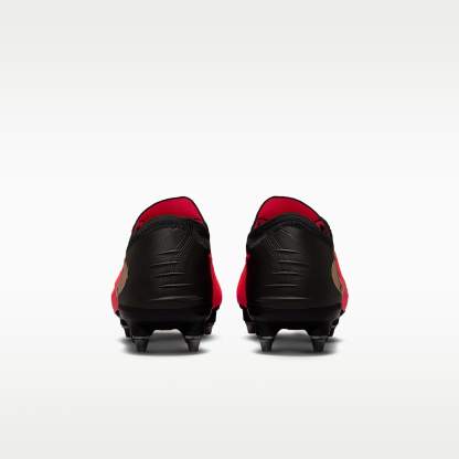 Nike Phantom 6 Low Elite Fußballschuh für weichen Rasen – Bright Crimson/Schwarz/Blur