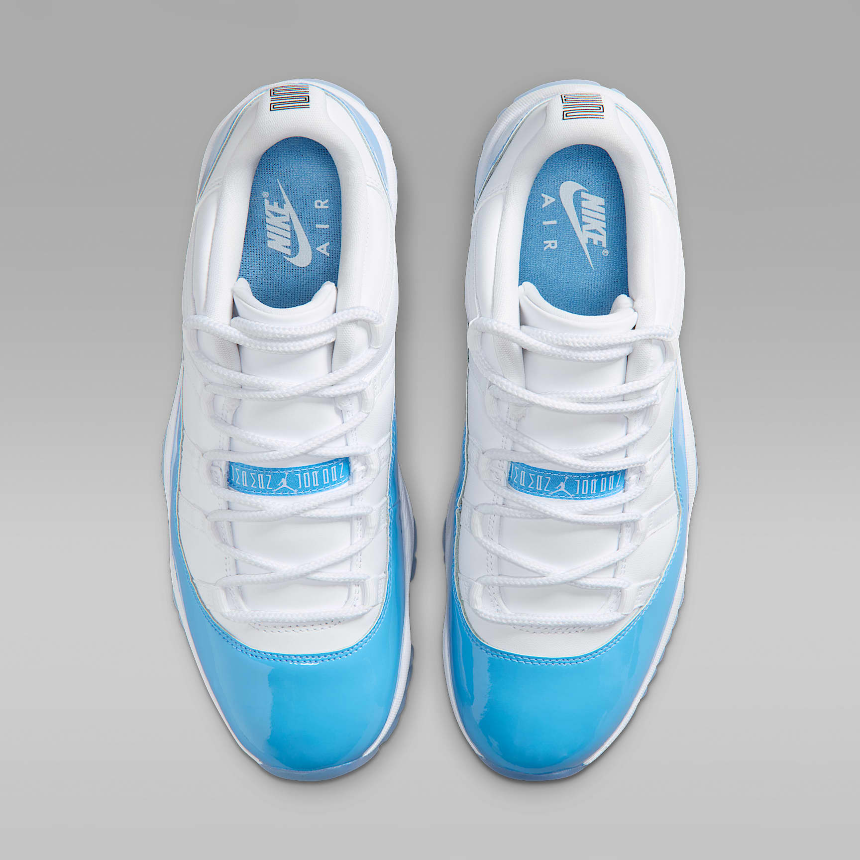 Air Jordan 11 Retro Low "University Blue" Schuh (Herren) – Weiß/Schwarz/University Blue