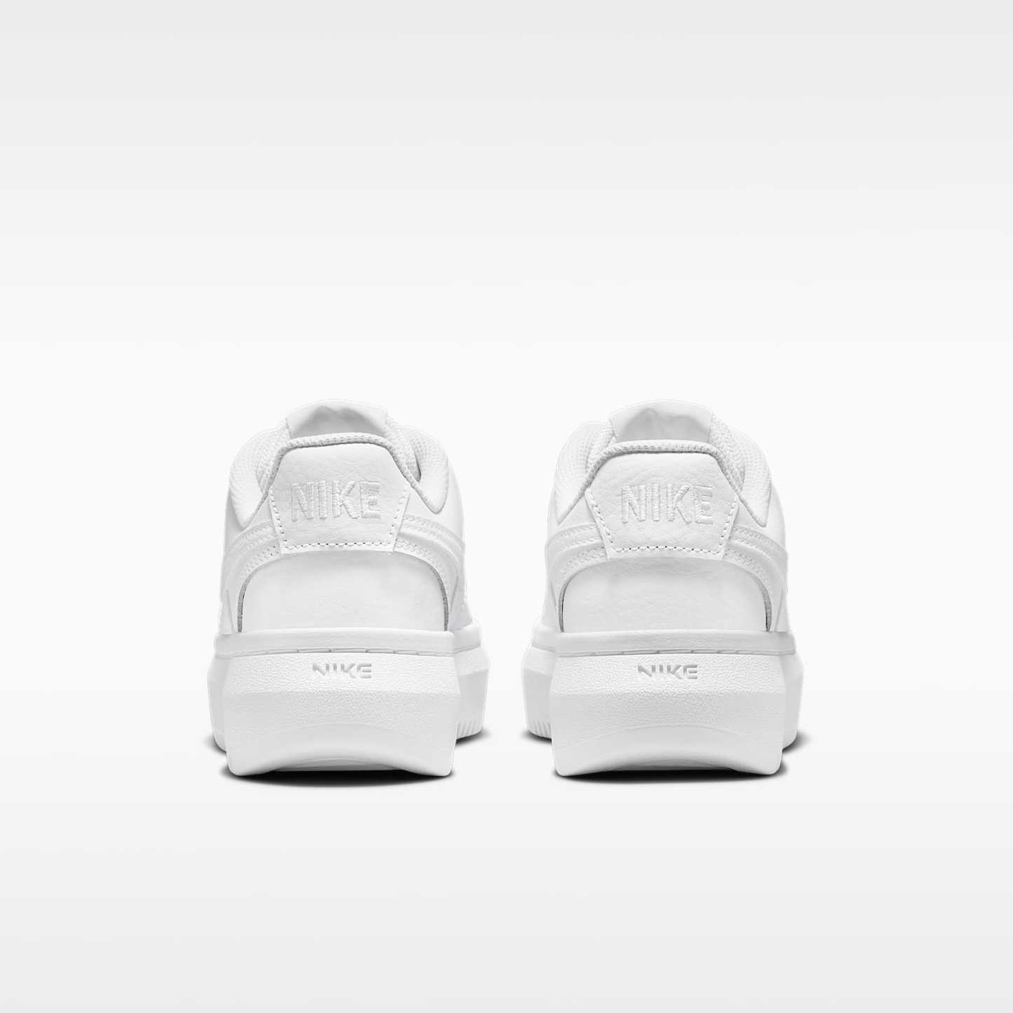 Nike Court Vision Alta Schuh (Damen) – Weiß/Weiß/Weiß