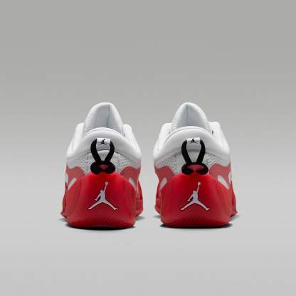 Jordan Heir Series 2 "Seafoam" Basketballschuh – Weiß/Desert Berry/Track Red