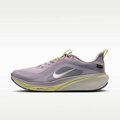 Nike Pegasus 42 GORE-TEX wasserdichter Straßenlaufschuh (Damen) – Particle Rose/Silver Lilac/Fennel/Sail