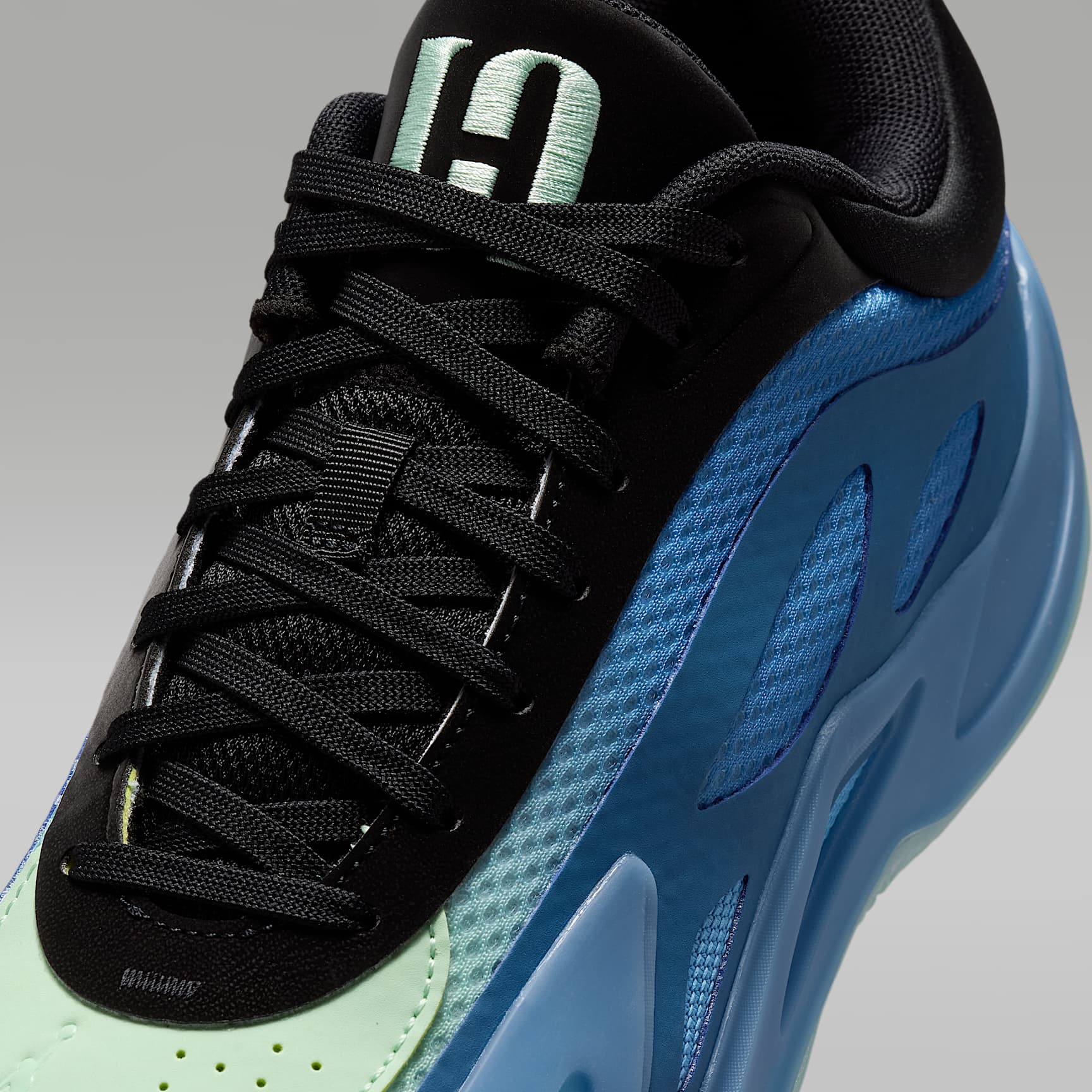 Jordan Heir Series 2 "Queen Phee" Basketballschuh – True Blue/Baltic Blue/Volt Tint/Schwarz