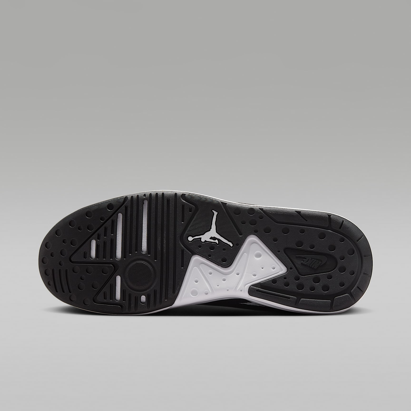 Jordan CMFT Era Schuh (Herren) – Schwarz/Weiß [HJ6777-001]