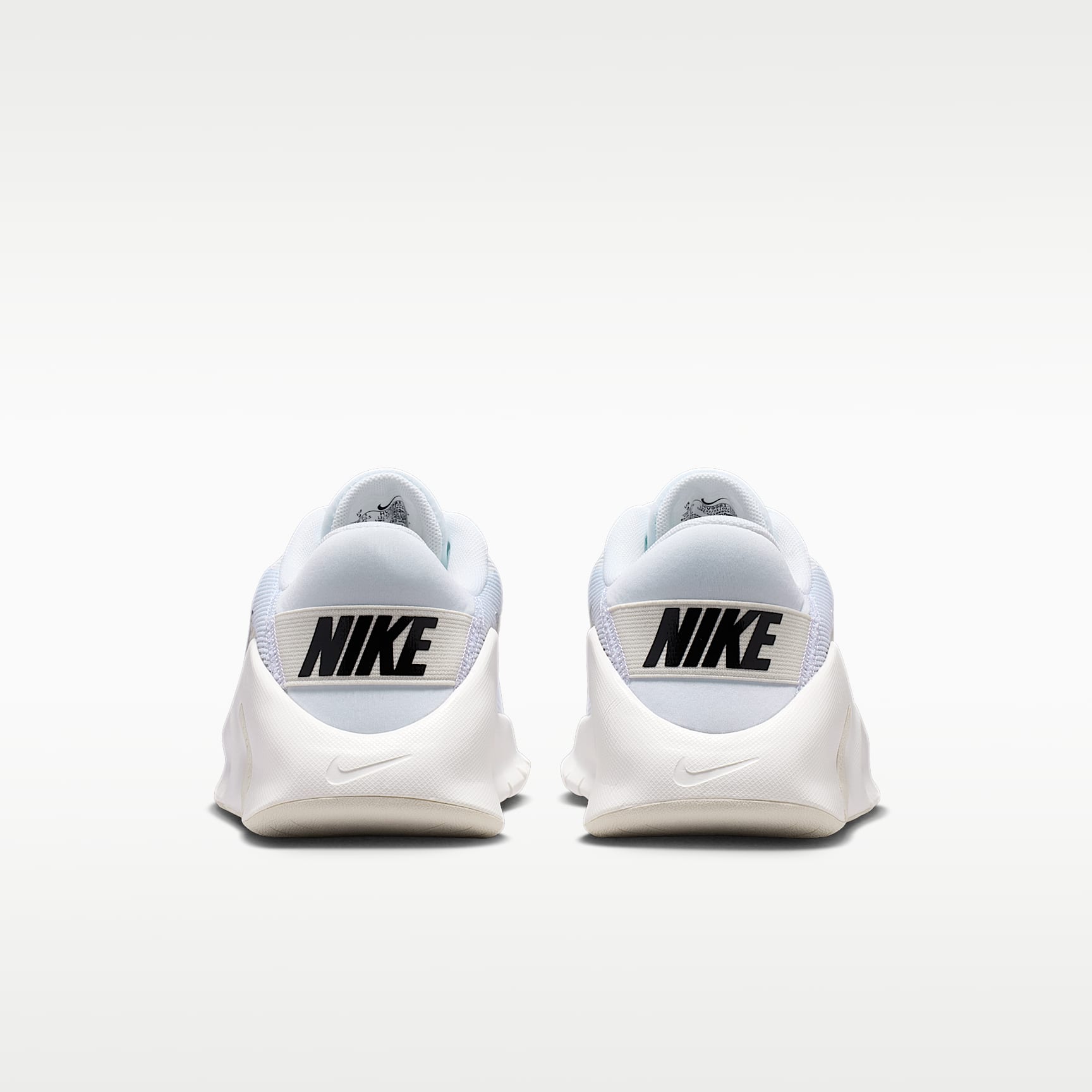Nike Flex Train Workout-Schuh (Damen) – Weiß/Sail/Phantom/Metallic Silver
