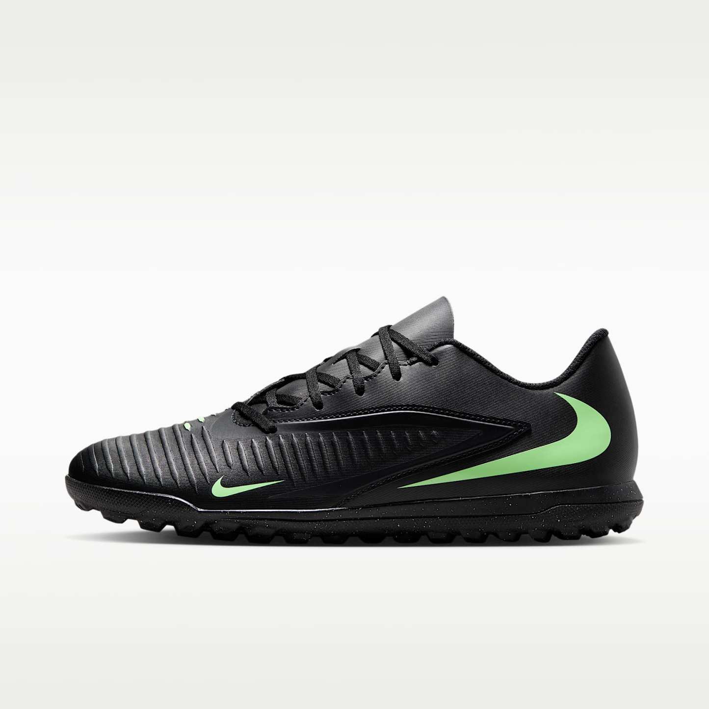 Nike Phantom 6 Low Club Fußballschuh für Turf – Schwarz/Schwarz/Illusion Green