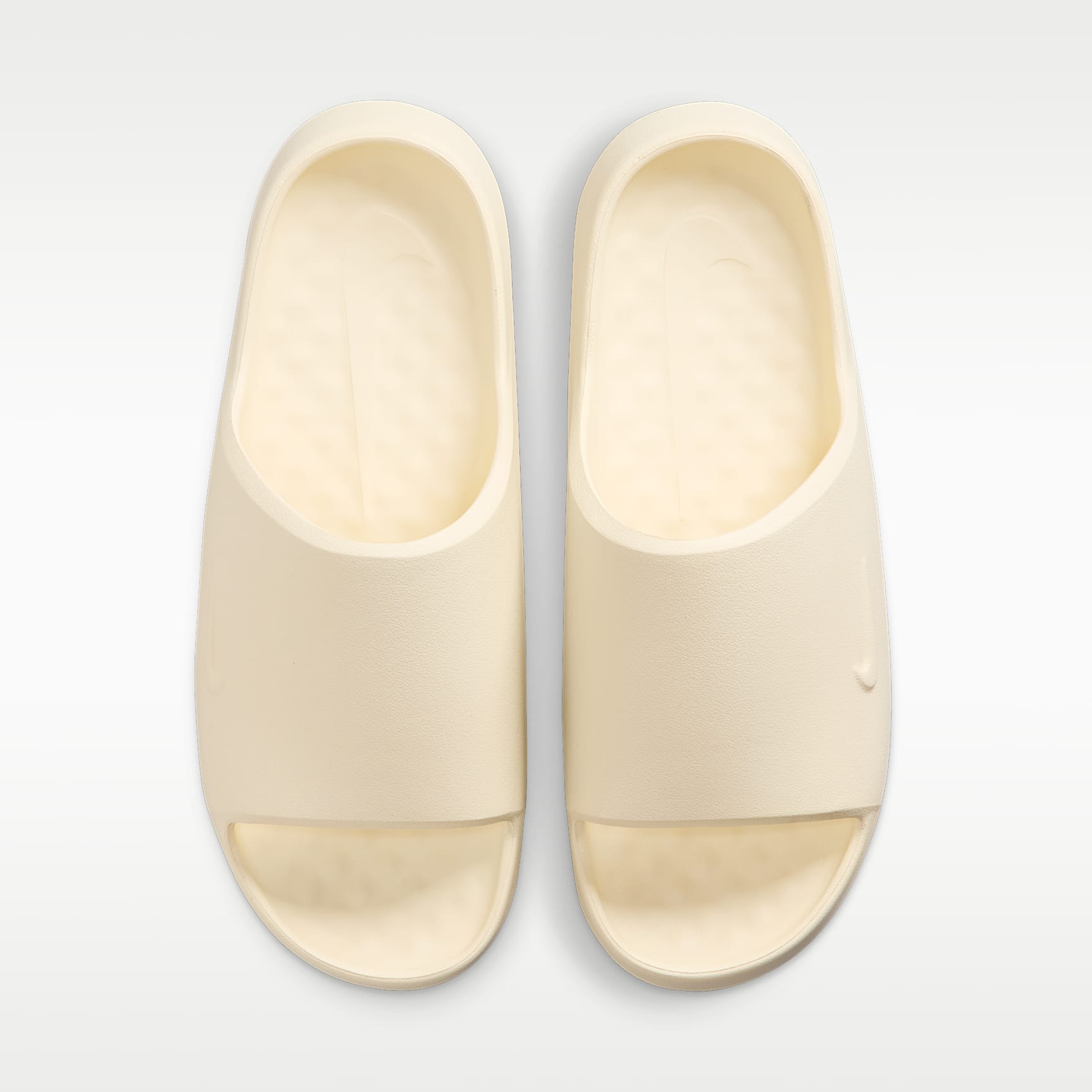 Nike Calm 2.0 Slides (Herren) – Coconut Milk/Coconut Milk