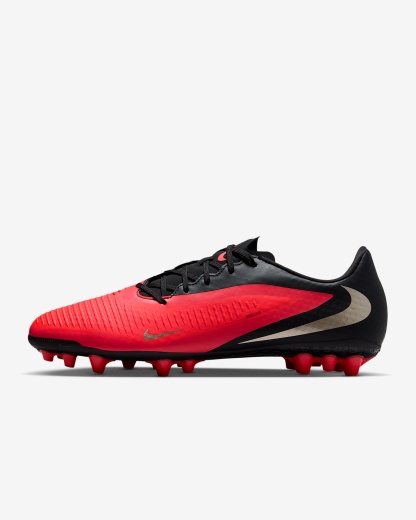 Nike Phantom 6 Low Academy Fußballschuh für Kunstrasen – Bright Crimson/Schwarz/Blur