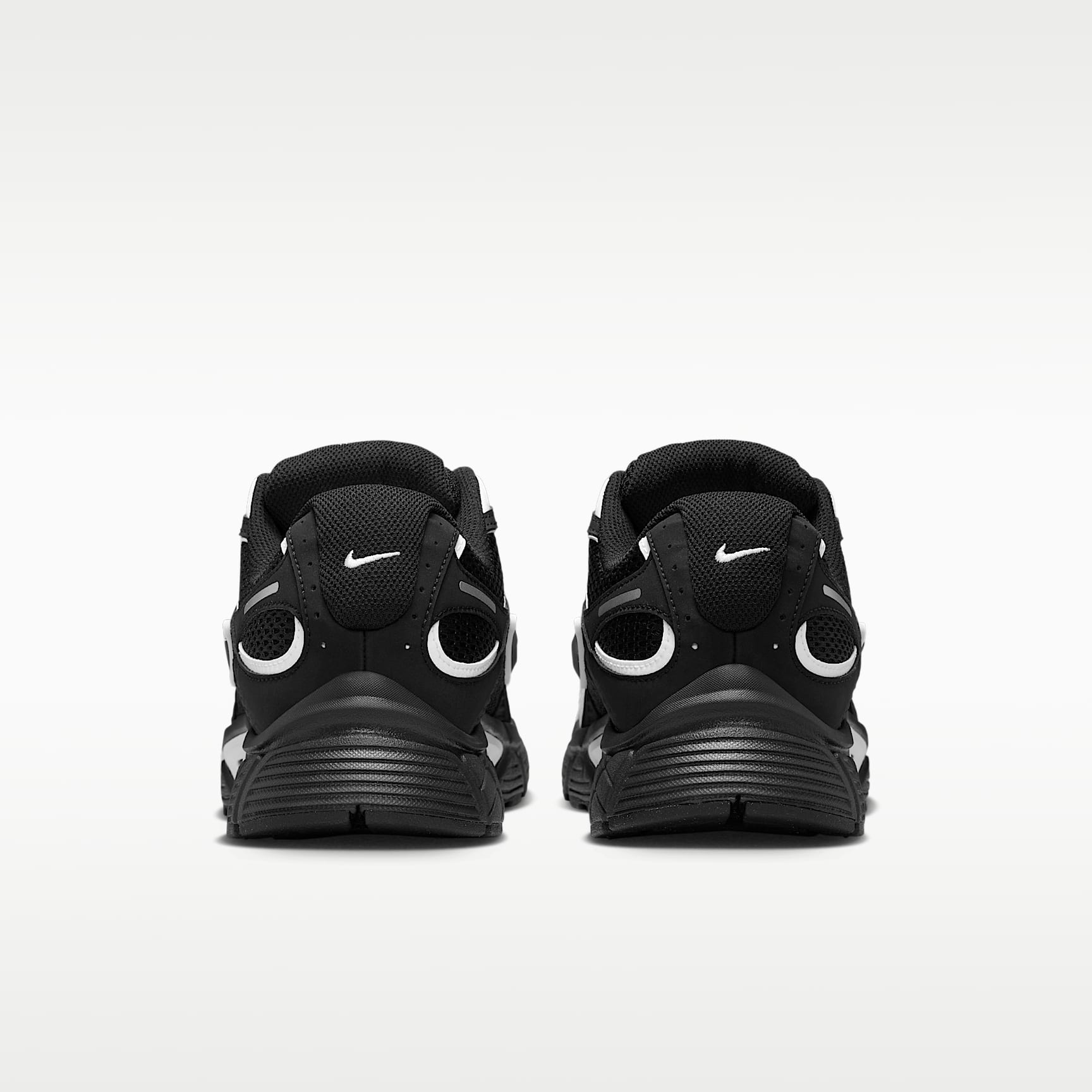 Nike V5 RNR Schuh (Herren) – Schwarz/Weiß/Schwarz