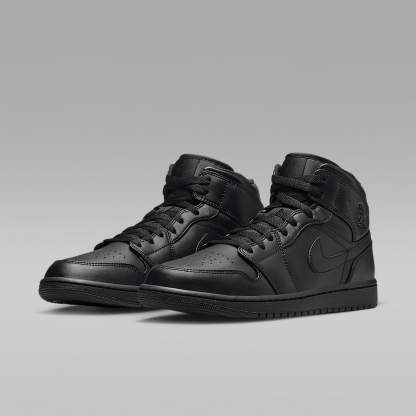 Air Jordan 1 Mid Schuh (Herren) – Schwarz/Schwarz/Schwarz