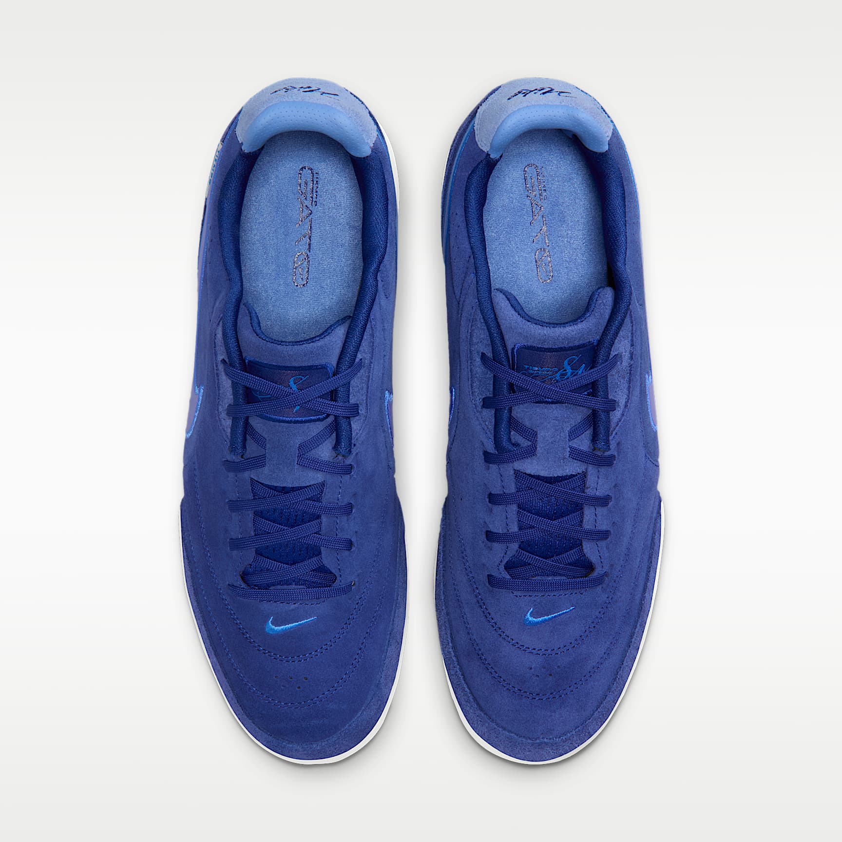 Nike Tiempo Streetgato PRM Low-Top-Fußballschuh für Hallen- und Hartplätze – Deep Royal Blue/Blue Crystal/Polar