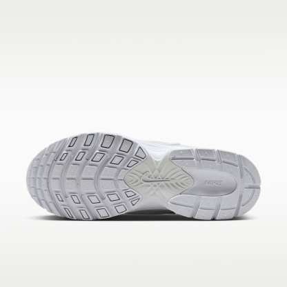 Nike V5 RNR Schuh mit reflektierenden Akzenten (Damen) – Weiß/Schwarz/Metallic Silver/Weiß