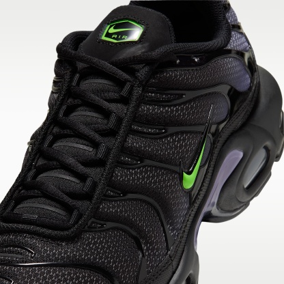 Nike Air Max Plus Schuh (Herren) – Schwarz/Canyon Purple/Electric Green