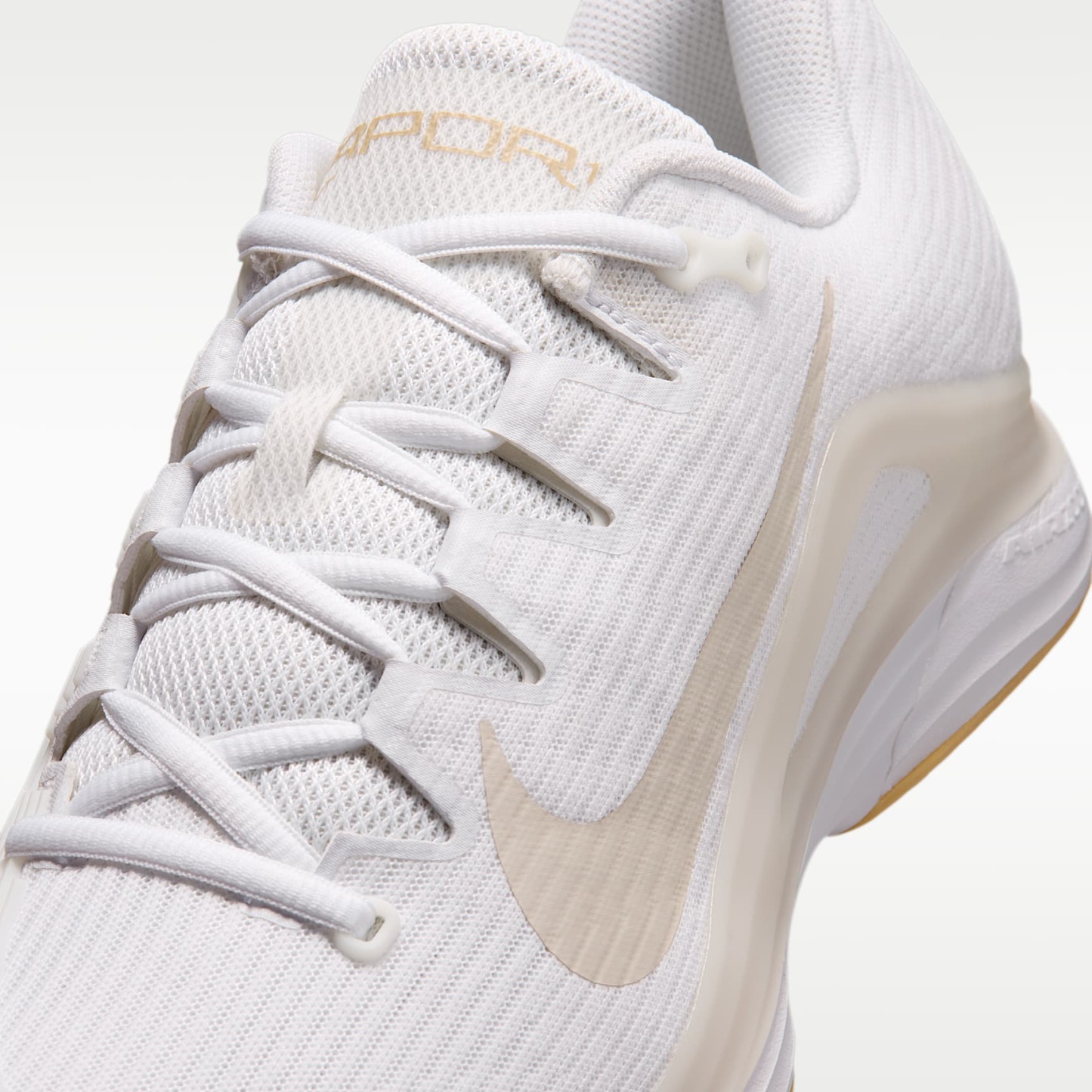 Nike Vapor 12 Tennisschuh für Hartplätze (Herren) – Weiß/Summit White/Linen/Light Orewood Brown