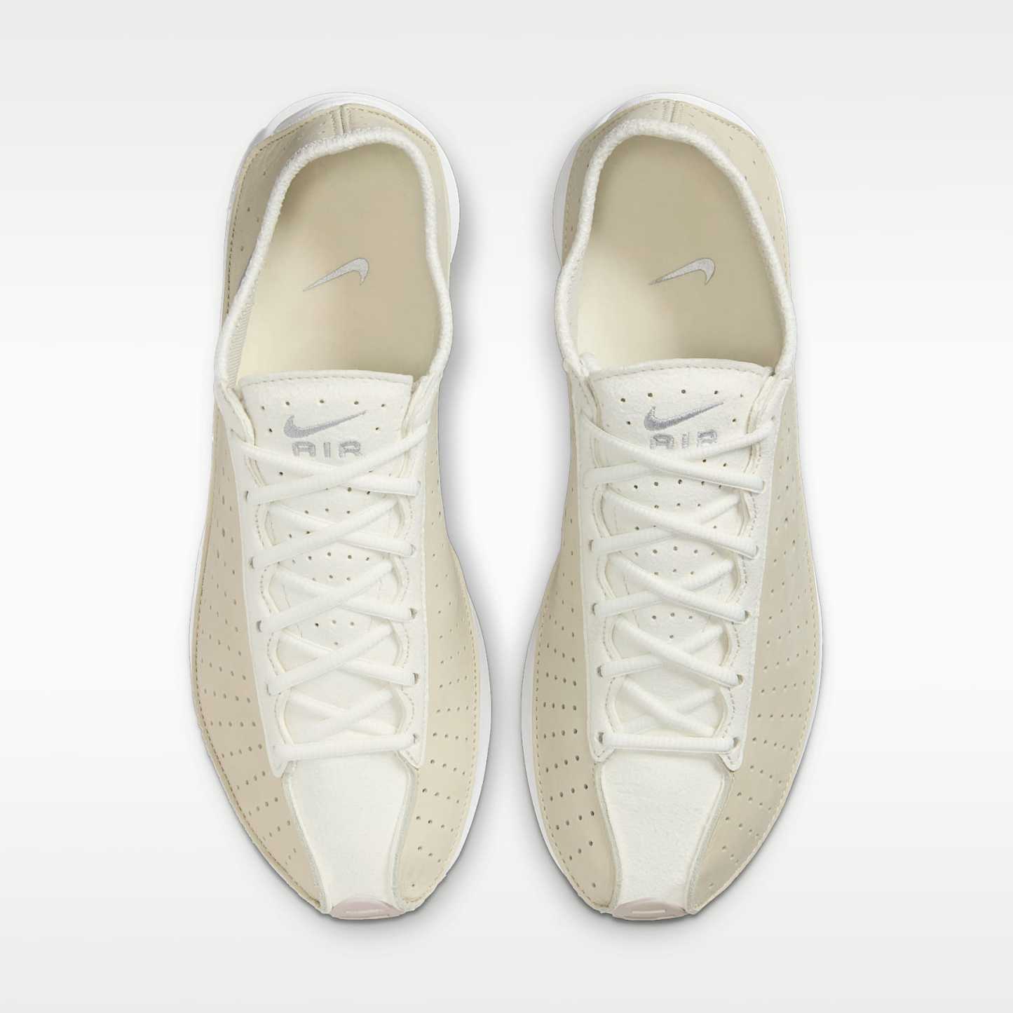 Nike Air Superfly Schuh (Damen) – Coconut Milk/Sail/Classic Stone/Metallic Silver