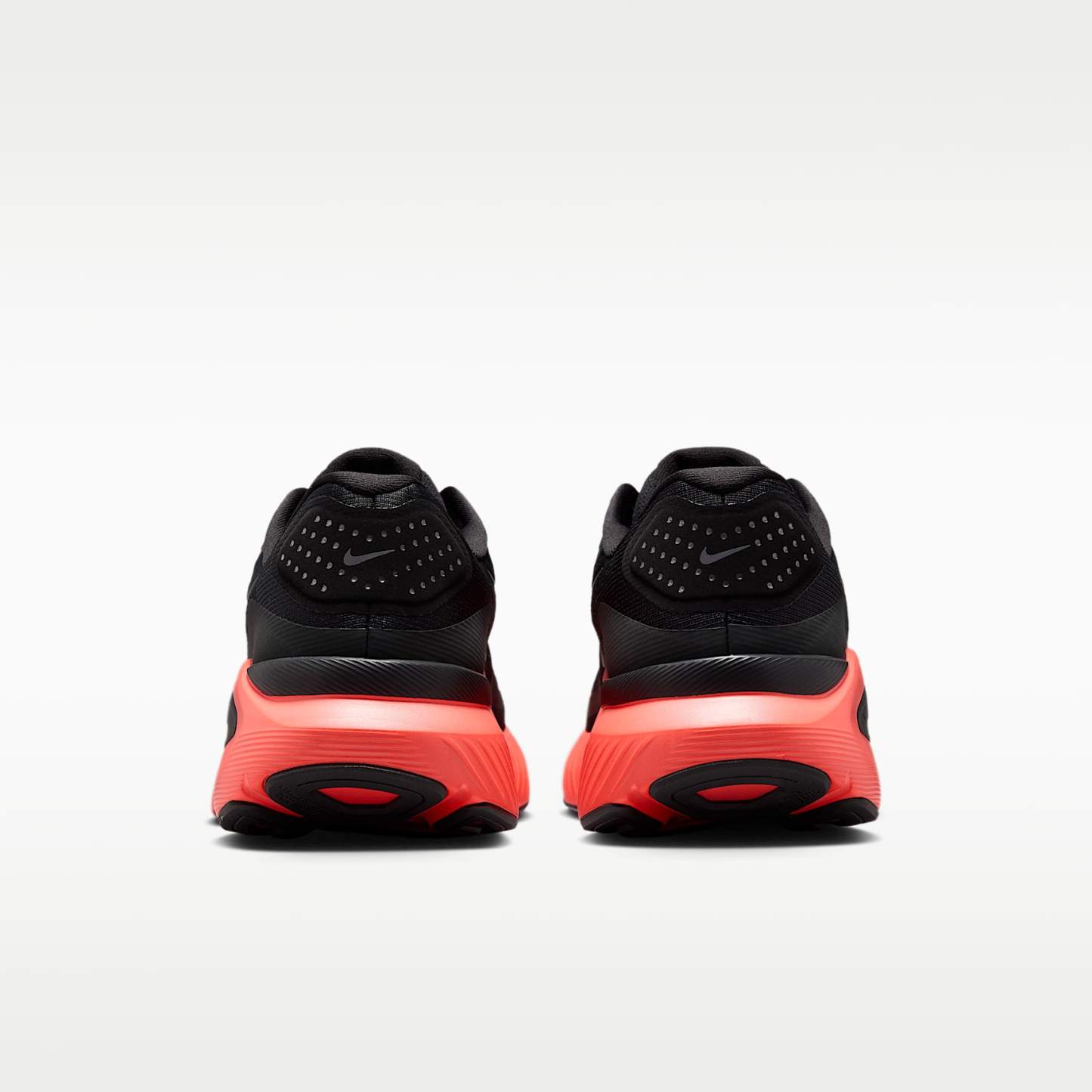 Nike Structure 26 Straßenlaufschuh (Herren) – Schwarz/Bright Crimson/Dark Smoke Grey/Metallic Dark Grey