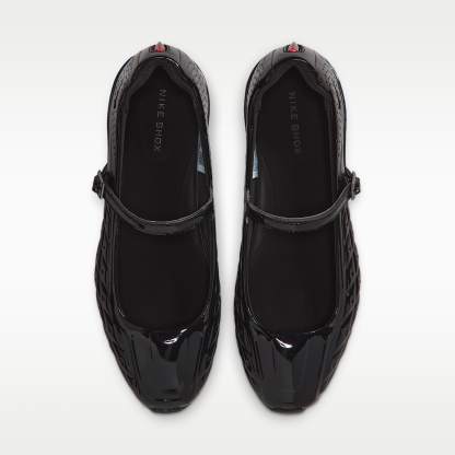Nike Shox Z Calistra Schuh (Damen) – Schwarz/Schwarz/Schwarz