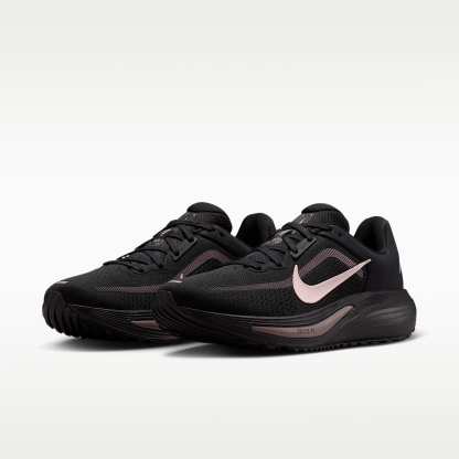 Nike Quest 7 Straßenlaufschuhe (Damen) – Schwarz/Taupe Haze/Silt Red