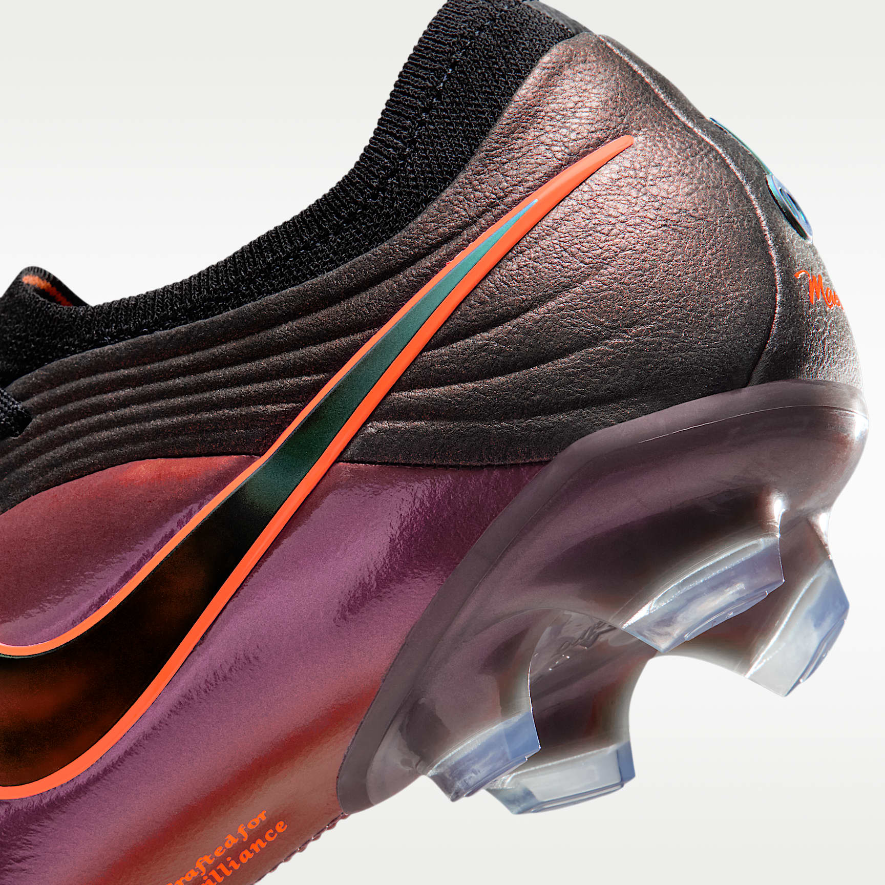Nike Tiempo Maestro Elite LV8 Low Top Fußballschuh für normalen Rasen – Schwarz/Hyper Crimson/Laser Orange