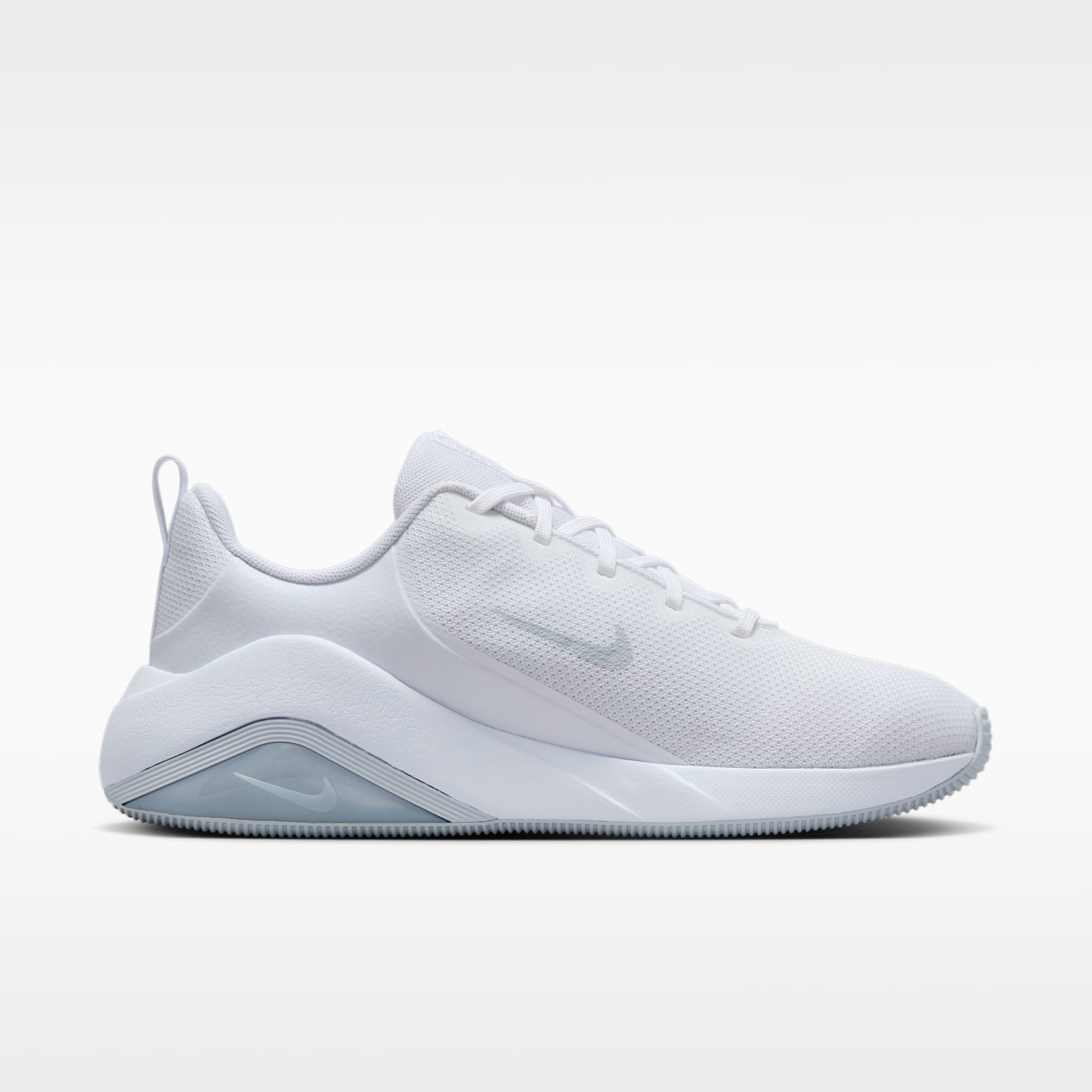 Nike Bella 7 Workout-Schuh (Damen) – Weiß/Weiß/Pure Platinum