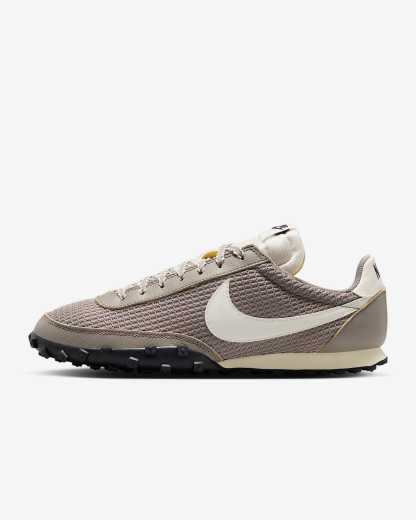 Nike Waffle Racer SE Herrenschuh – Moon Fossil/Shadow Brown/Coconut Milk/Sail