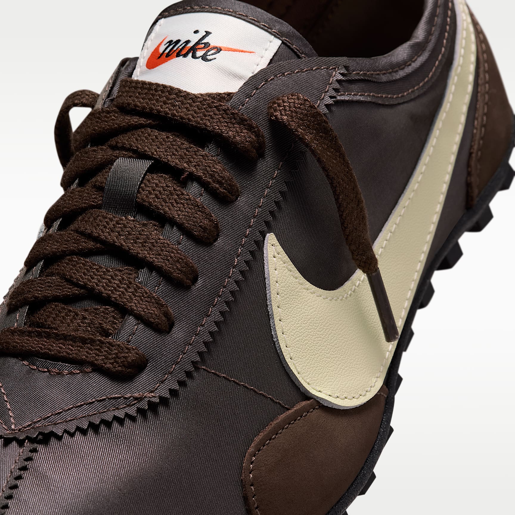 Nike Moon Shoe Original Schuh (Damen) – Baroque Brown/Schwarz/Cashmere