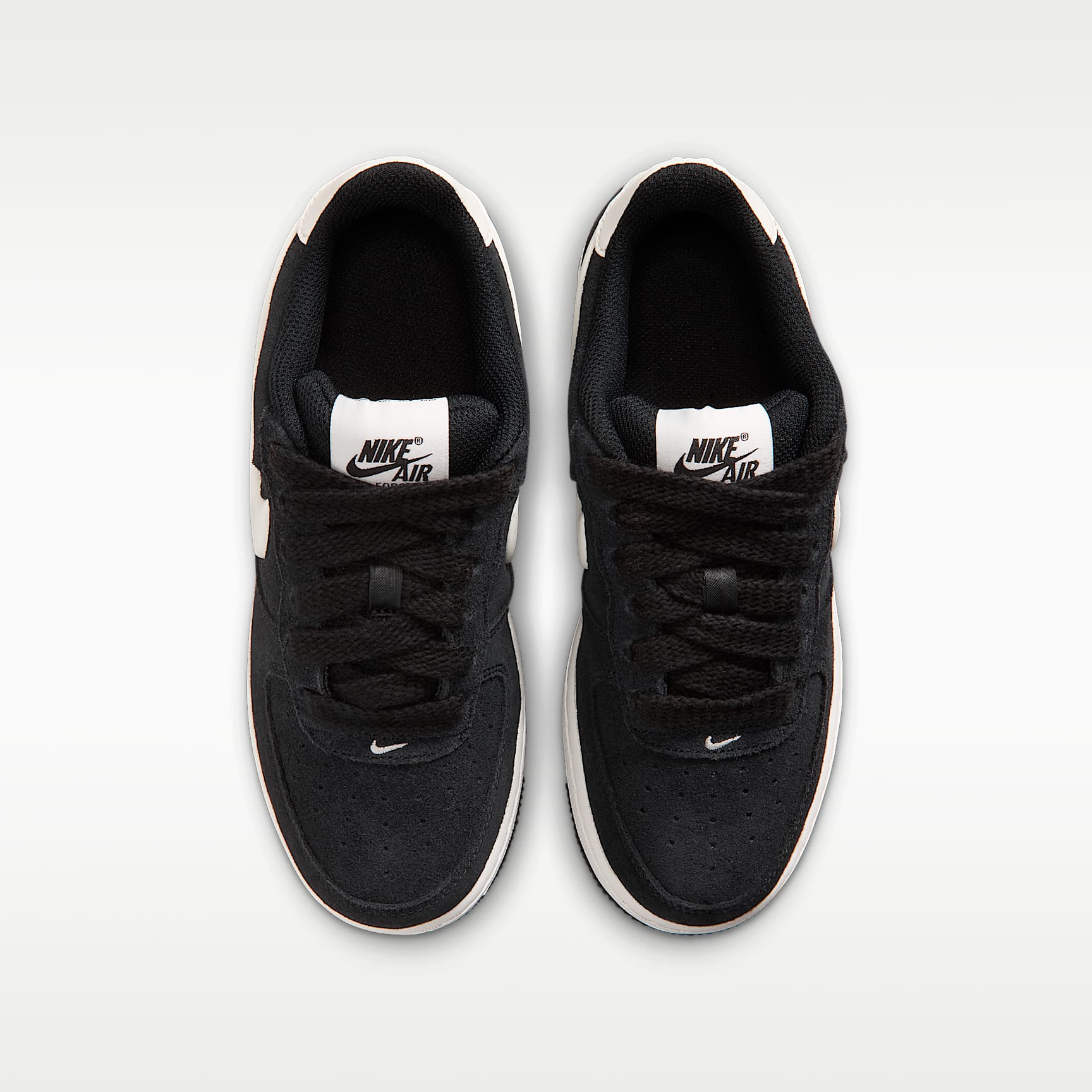 Nike Air Force 1 LV8 Schuh (ältere Kinder) – Schwarz/Sail