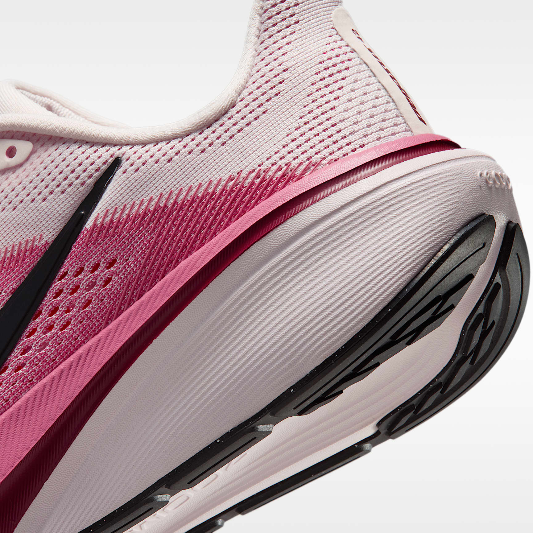 Nike Pegasus 42 Straßenlaufschuh (Damen) – Pearl Pink/Peony/Team Crimson/Schwarz