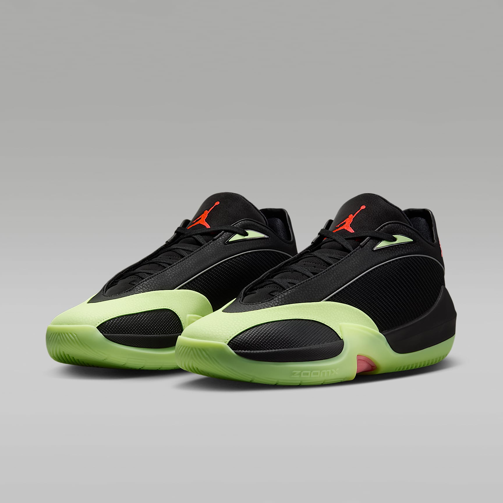Jordan Triangle Basketballschuh – Schwarz/Barely Volt/Infrared 23