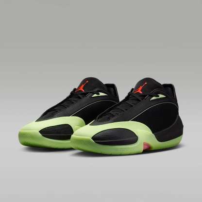 Jordan Triangle Basketballschuh – Schwarz/Barely Volt/Infrared 23