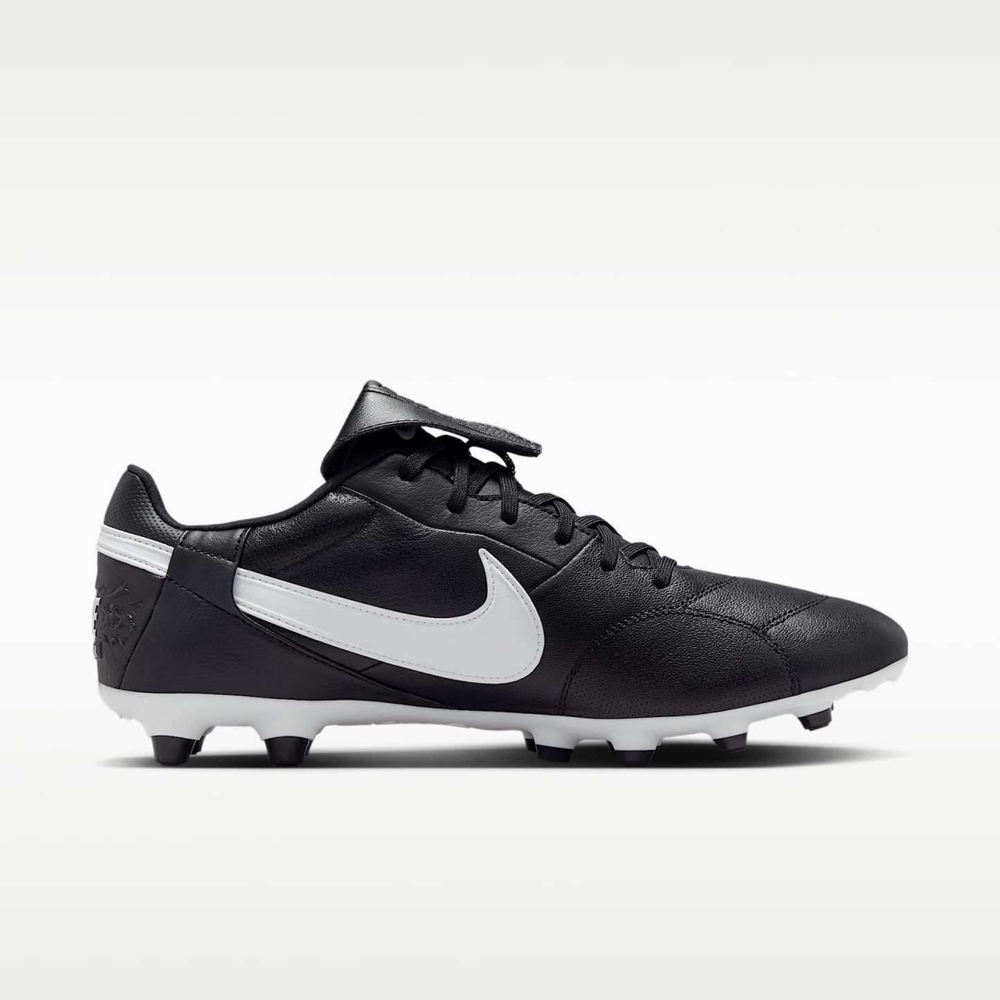 Nike Premier 3 FG Low-Top Fußballschuh – Schwarz/Weiß