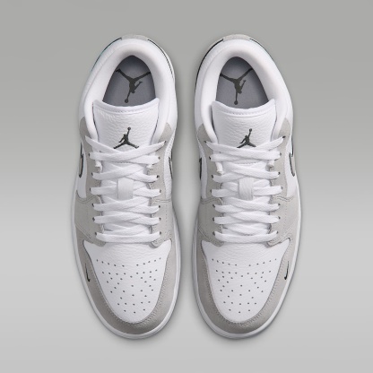 Air Jordan 1 Low SE Herrenschuh – Weiß/Iron Grey/Wolf Grey