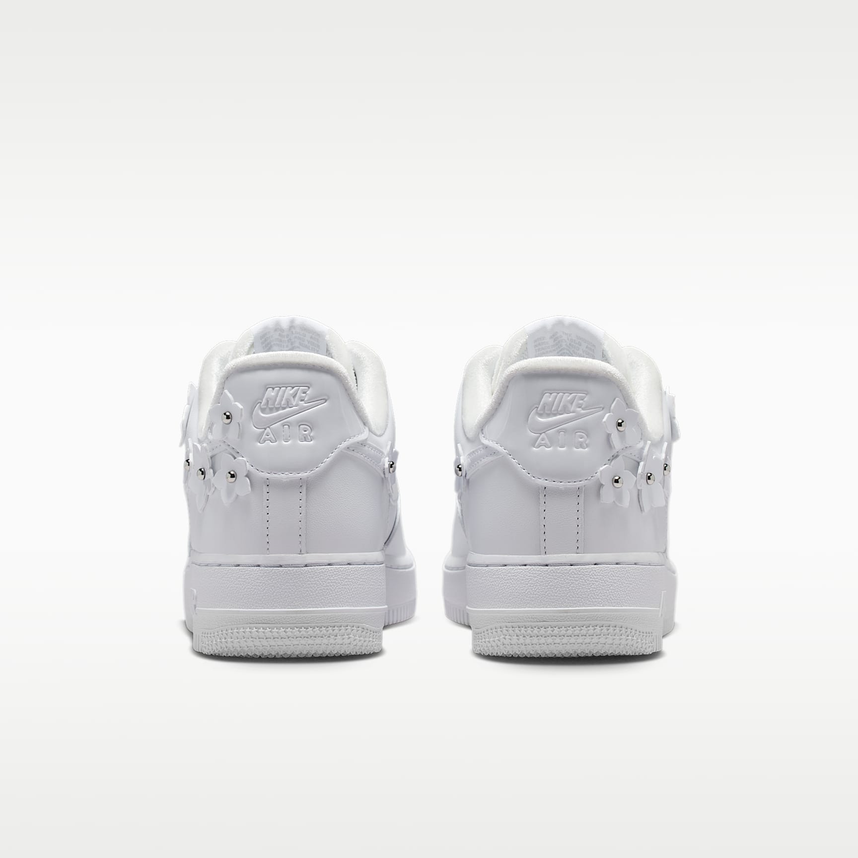 Nike Air Force 1 '07 "Florette" Schuh (Damen) – Weiß/Wolf Grey/Metallic Silver/Weiß