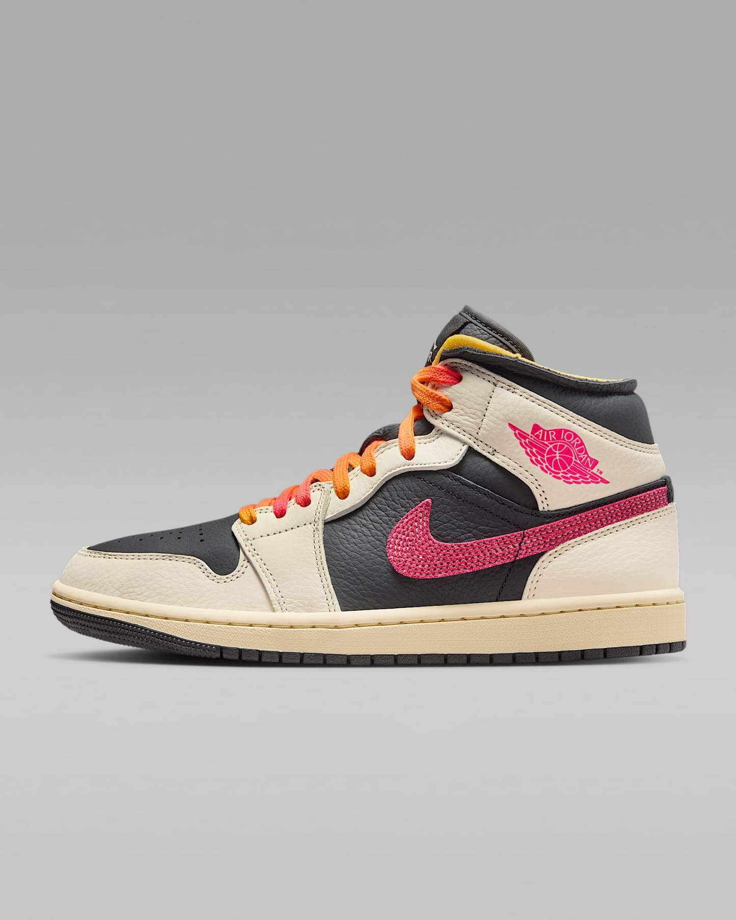 Air Jordan 1 Mid SE Edge Schuh (Damen) – Pale Ivory/Schwarz/Muslin/Racer Pink