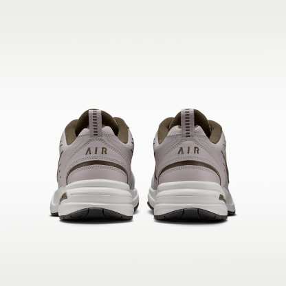 Nike Air Monarch IV Workout-Schuh für Herren – Moon Particle/Schwarz/Dark Hazel