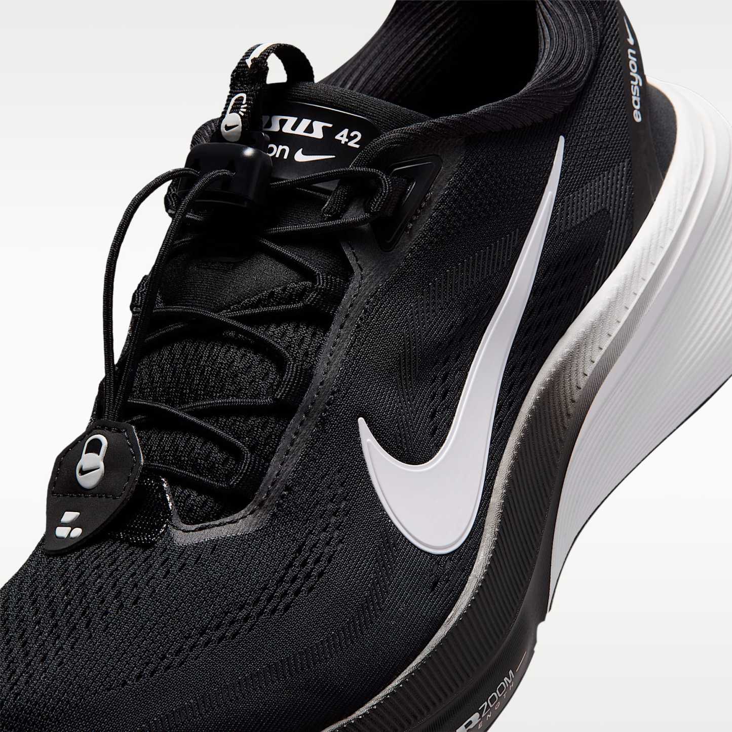 Nike Pegasus 42 EasyOn Straßenlaufschuh (Herren) – Schwarz/Dark Smoke Grey/Weiß