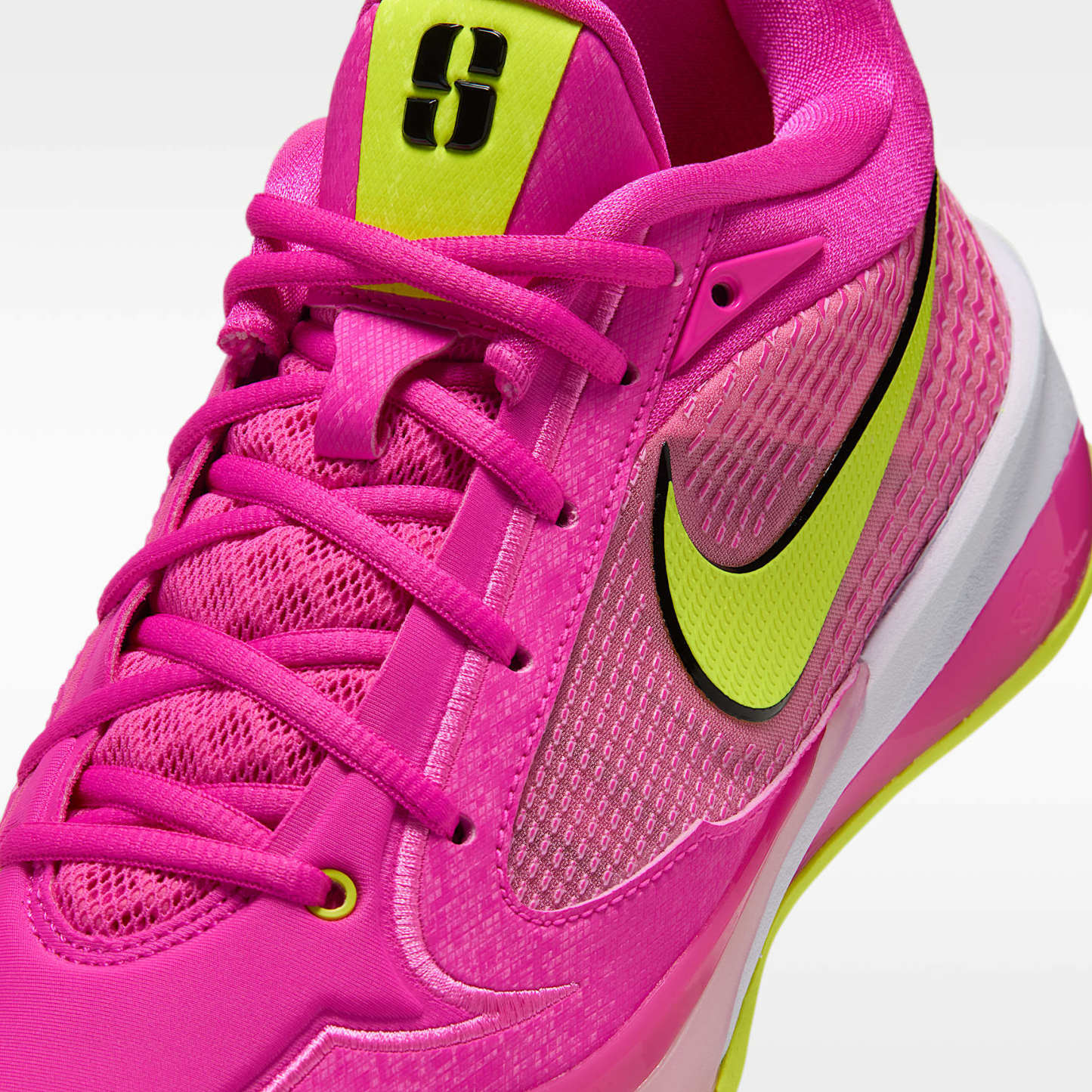 Sabrina 4 Basketballschuh – Desert Pink/Pink Rise/Shadow Brown/Lemon Venom