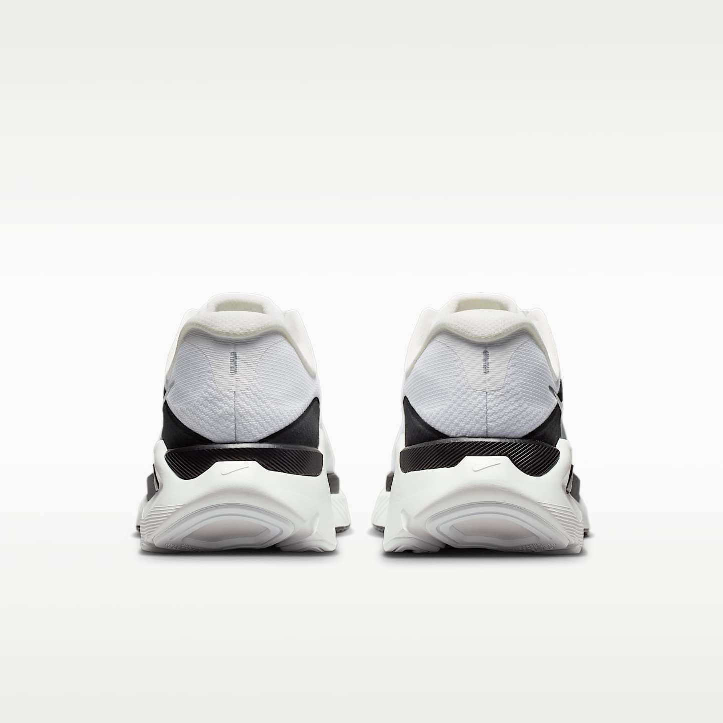 Nike Structure Plus Straßenlaufschuh (Herren) – Summit White/Schwarz/Metallic Silver