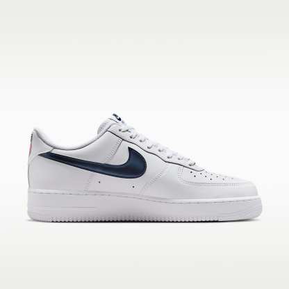 Nike Air Force 1 '07 LV8 „USA“ Schuhe (Herren) – Weiß/University Red/University Red/Midnight Navy